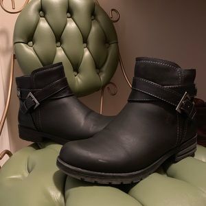 Natural Soul Moto Ankle Boots - Size 6